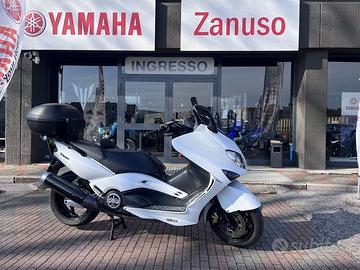 Yamaha T Max