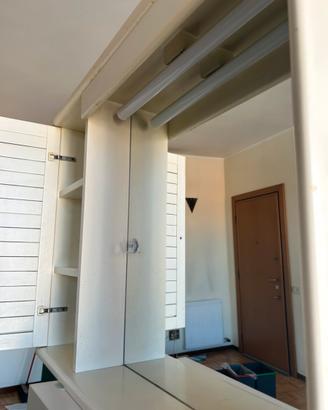 Mobile bagno contenitore