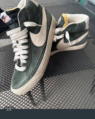 Sneaker Nike blazer mid traforate