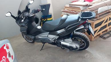 Scooter Gilera Nexus 500