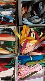 Stock lampo zip miste a peso (leggi descrizione)