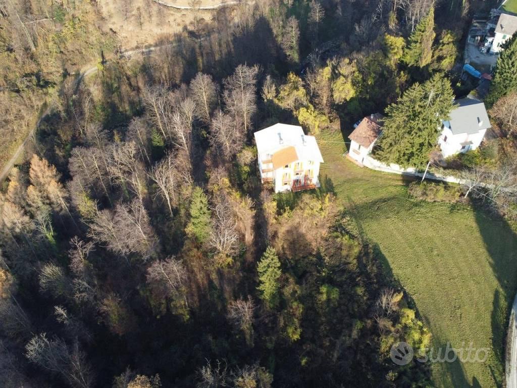 Terreno di 4500 m² a Cremeno - Altro