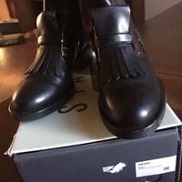 Stivaletti Stau nero in pelle usati