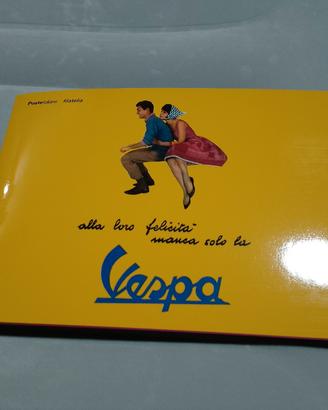 Folder 70esimo francobollo Vespa