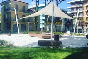 Negozio con "cucina/laboratorio"