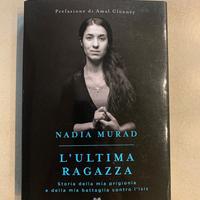 Libro L’ULTIMA RAGAZZA