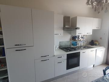  cucina usata pochissimo