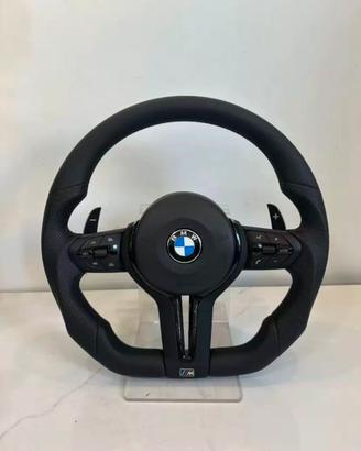 volante BMW M Sport, con palette al volante