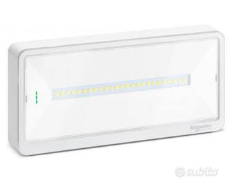 5 Lampade  emergenza  Schneider NUOVE