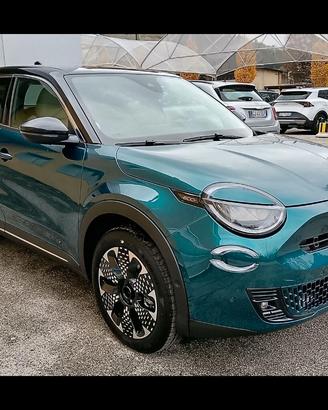 Fiat 600 Hybrid 110 CV DCT MHEV Business