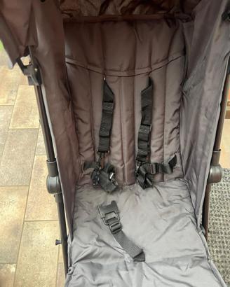 Passeggino pieghevole