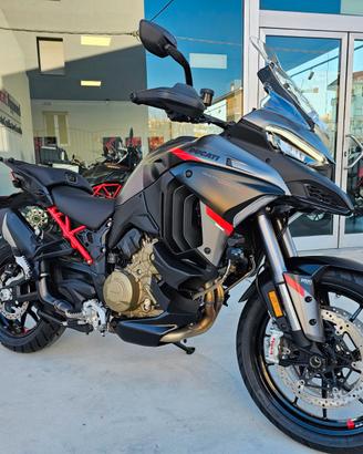 DUCATI MULTISTRADA V4 S GRAND TOUR - solo 4500 KM