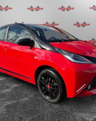 Toyota Aygo 5p 1.0 x-cool 70 CV, RETROCAMERA!
