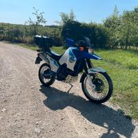 Suzuki DR 750 Big (1989)