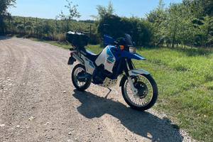 Suzuki DR 750 Big (1989)