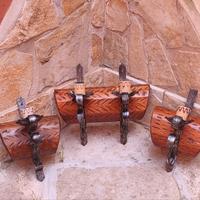 3 Applique in legno e ferro battuto stile rustico 