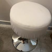 Sgabello regolabile moderno