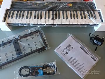 Tastiera Yamaha PSR-F52
