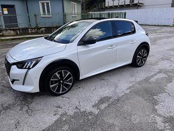 Peugeot 208 GT Line