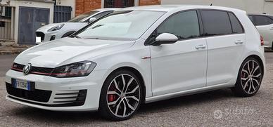 GOLF GTI 2015 PERFORMANCE