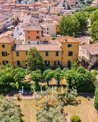 Villa di 1000 m² con più di 5 locali a San Cascian