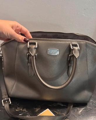 Due borse Michael Kors