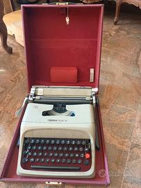 Macchina da scrivere Olivetti Studio 44