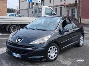 Peugeot 207 1.4 benzina 