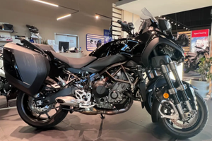 Yamaha niken gt 2025