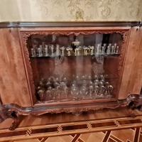 Vetrina cristalliera stile Chippendale