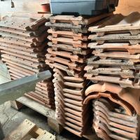 Tegole per tetti e tettoie in cotto