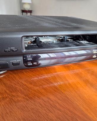 Videoregistratore VHS JVC HR-J325E