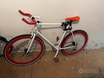 Bicicletta fixed