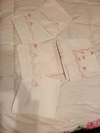 Lenzuola ricamate a mano