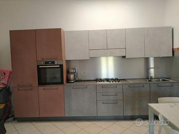 Cucina lube