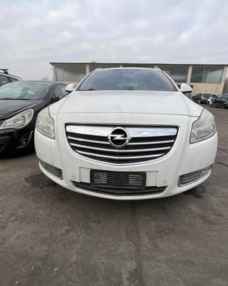 OPEL INSIGNA A 2010 PER RICAMBI