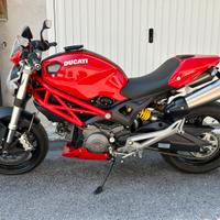 Ducati Monster 696 2013