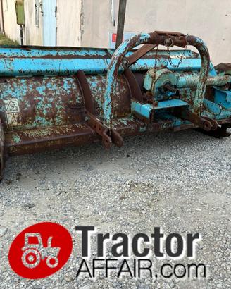 TRINCIA A COLTELLI NOBILI 1,95 MT X TRATTORE USATO