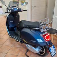 Piaggio Vespa 310 Gts super