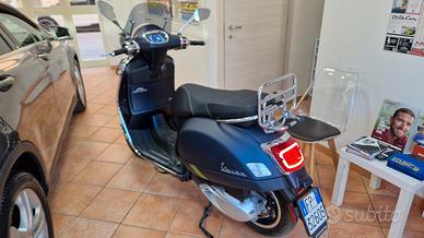 Piaggio Vespa 310 Gts super