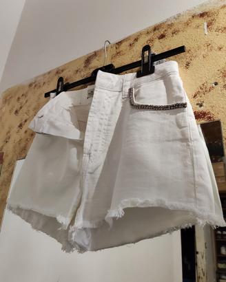 pantaloncini bianchi donna 