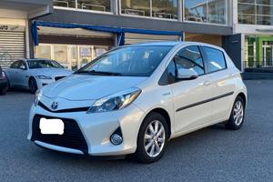 TOYOTA YARIS IBRID