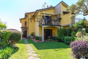 Villa a schiera - Viagrande
