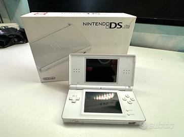 Nintendo DS Lite