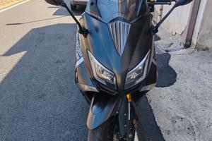 Yamaha T max iron max ABS