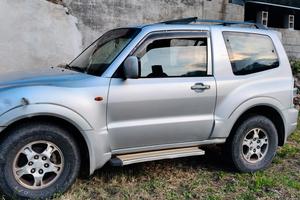 Mitsubishi pajaero 3.2