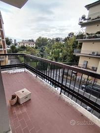 Ampia camera matrimoniale