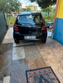 Toyota yaris 1999