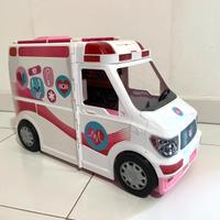 Ambulanza Barbie