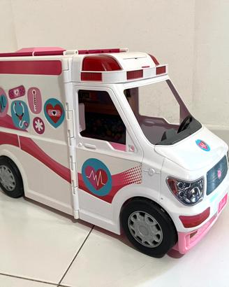 Ambulanza Barbie